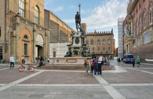 Bologna la magra, il benessere eroso sotto i colpi di rendita e inflazione Bologna