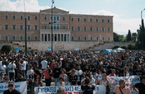 Grecia, al voto la giornata lavorativa di 13 ore: la nuova schiavitù Grecia