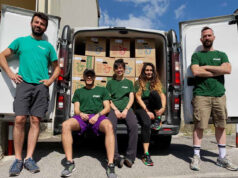 Da oggi il postino porta anche freschezza; a Bologna arrivano frutta e verdura a domicilio