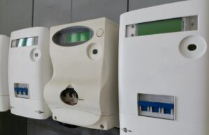 In un’inchiesta la “cresta” degli amministratori di condominio sulle bollette Bollette