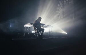 Elettrobiblioteca a Modena: masterclass tra suono e immagine per giovani artisti