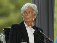Lagarde a Bologna, la contestazione contro la guerra e la presidente della Bce Lagarde