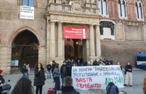 Pilastro, nuovo presidio a Palazzo D’Accursio contro il MuBa Pilastro