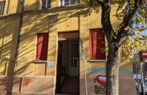 Studenti in fuga dalle scuole di quartiere, una petizione per salvare le Testoni Fioravanti in Bolognina