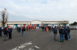 La Menarini deve restare a Bologna: lo sciopero contro il trasferimento