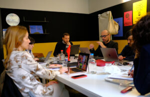 Bologna, Gruppo da 4 milioni cresce del 38% integrando comunicazione politica, corporate e AI Spore Group