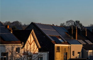 Ondate di calore e energia: la crisi climatica mette in difficoltà, la soluzione è collettiva Energia