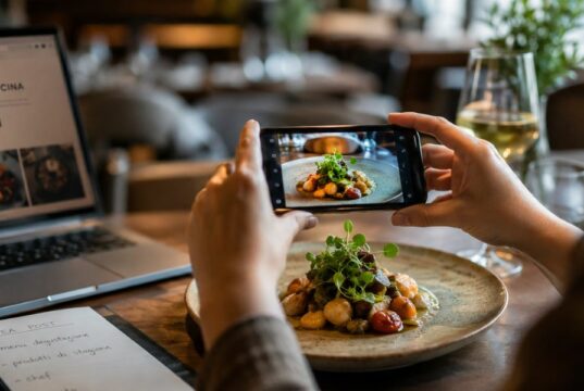 Come promuovere un ristorante oggi: ufficio stampa e digitale devono lavorare insieme promozione di un ristorante