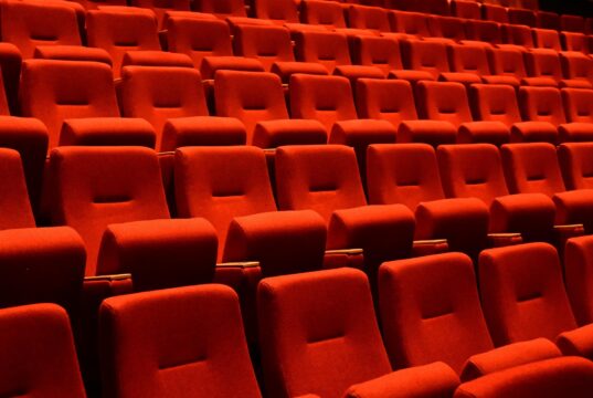 “Dove lo sguardo si allarga”: la nuova stagione del Teatro Testoni Ragazzi