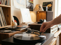 Il ritorno dei dischi in vinile contro il regno dell’algoritmo vinili