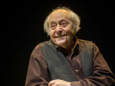 Vittorio Franceschi compie 90 anni il 14 ottobre e li festeggia sul palco dell’Arena del Sole